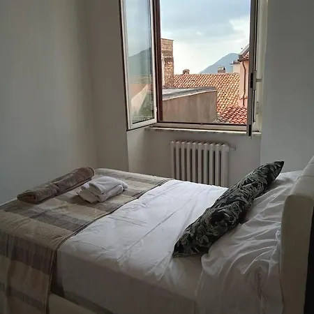 Piazza Dei Leoni Bed & Breakfast