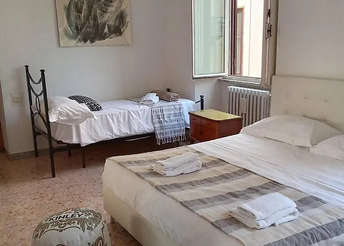 Piazza Dei Leoni Отель типа 